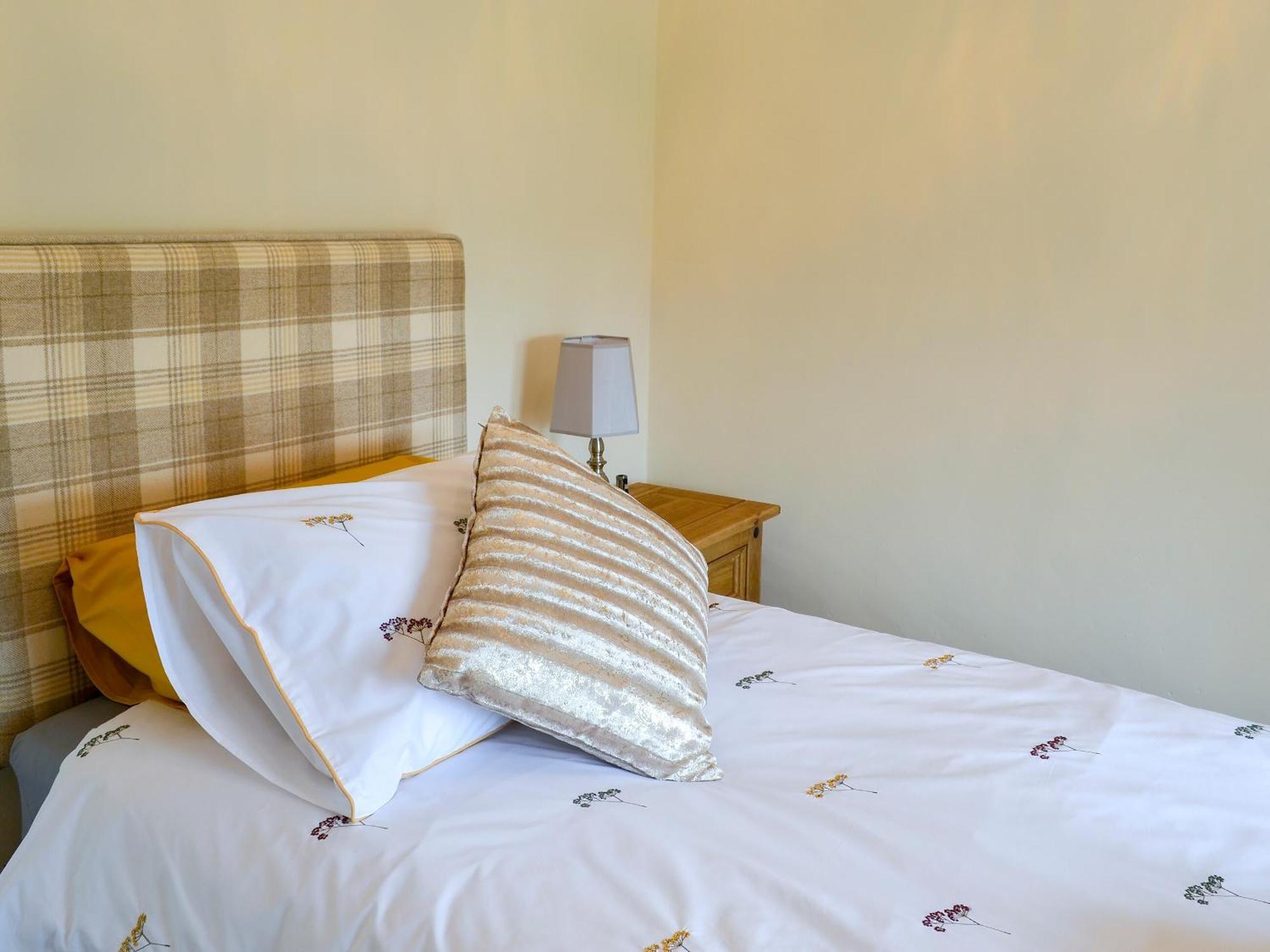 Sheilas Cottage Christon Bank Екстериор снимка
