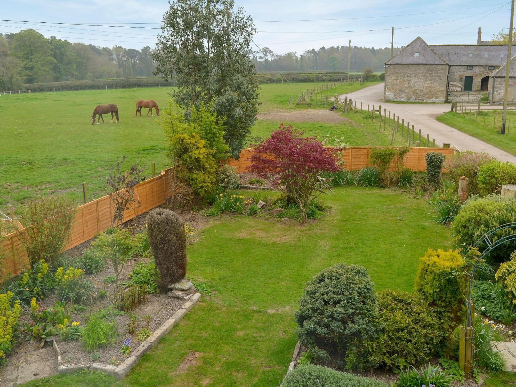 Sheilas Cottage Christon Bank Екстериор снимка